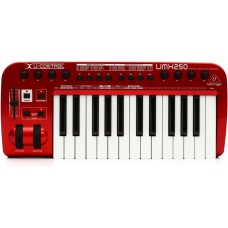 KEY CONTROL BEHRINGER UMX 250